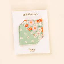 Corner Keeper Fabric Bookmark-Bouquet Beauty