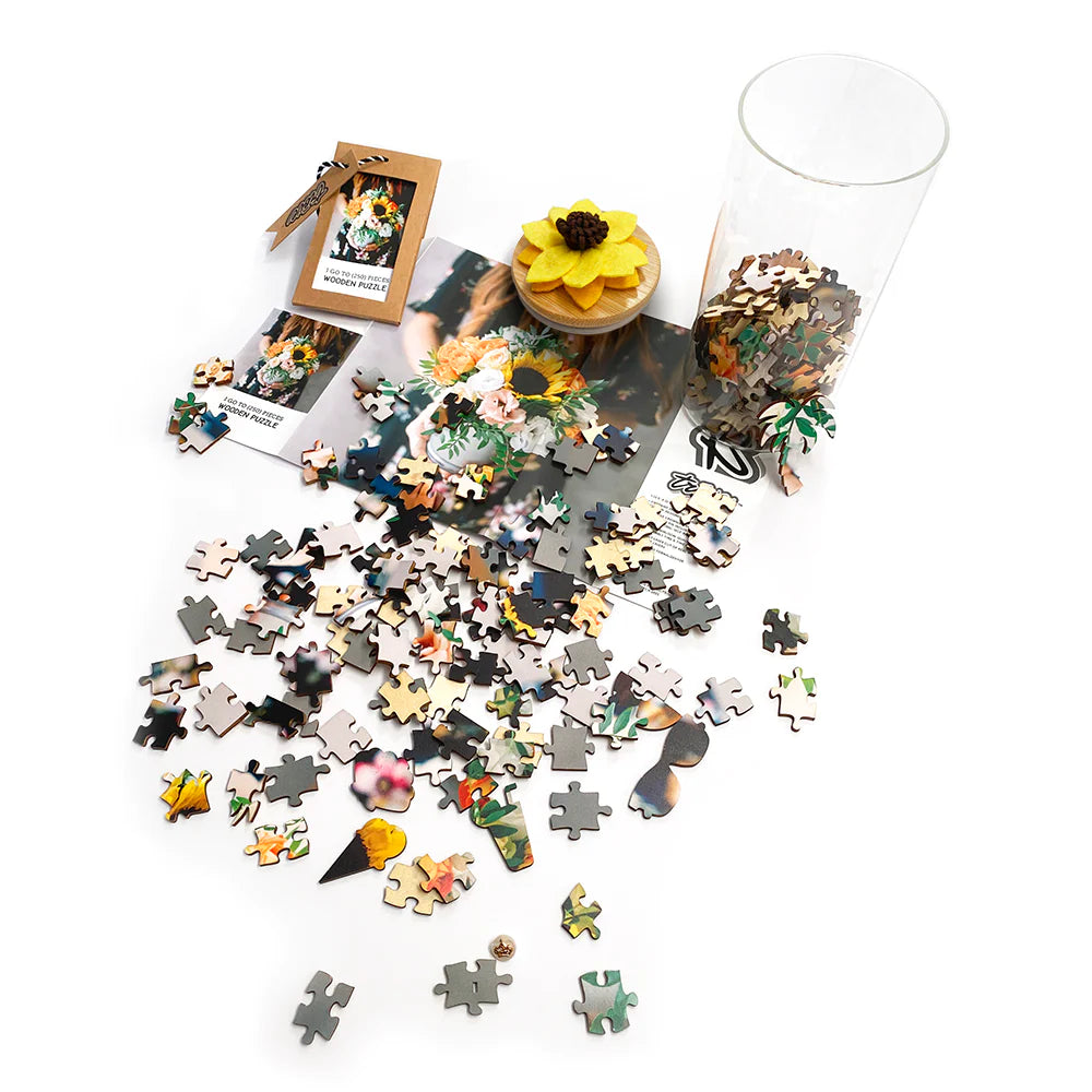 I Go To (250) Pieces Wooden Puzzle: Summer Bouquet in Glass Vase with Flower Lid