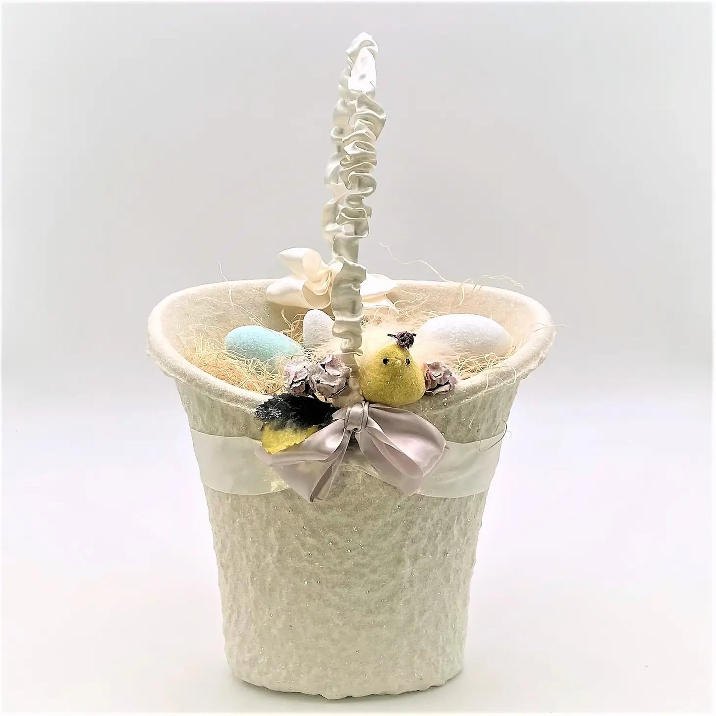 Peep Oval Basket